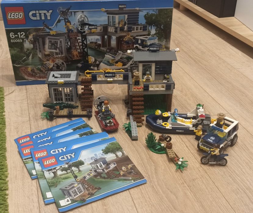 Klocki Lego City 60069 Posterunek policji z bagien