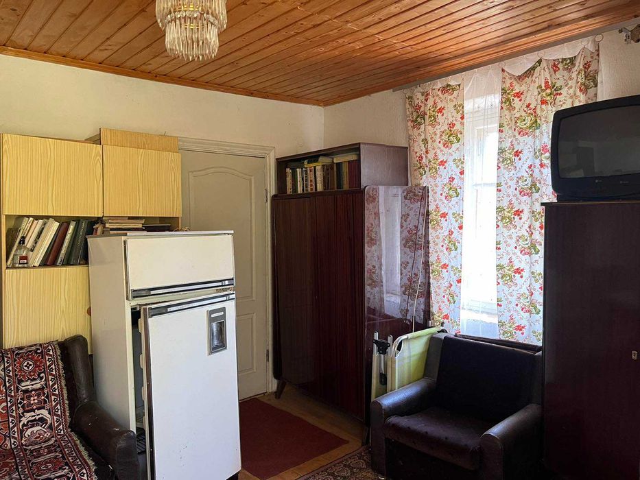 (5)   Продам дачу в с. Щітки  8116