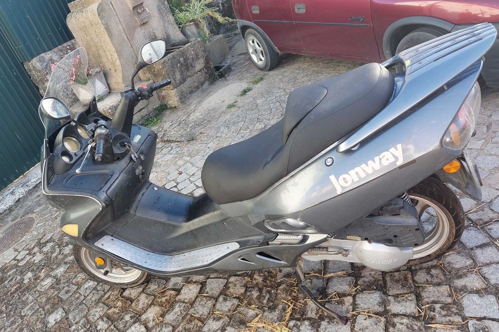 Vendo motociclo Jonway