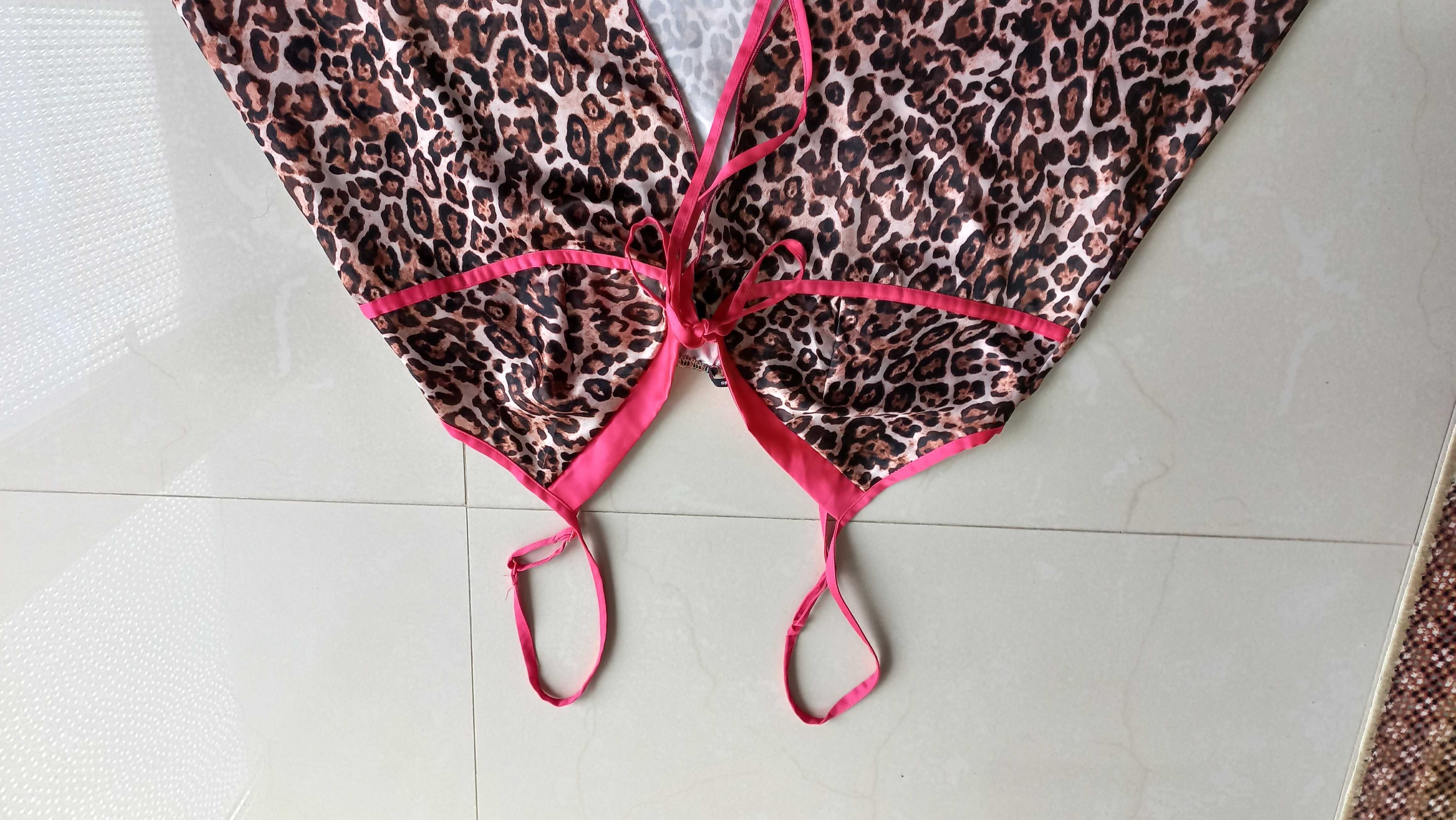 Top de verão,  Tezenis