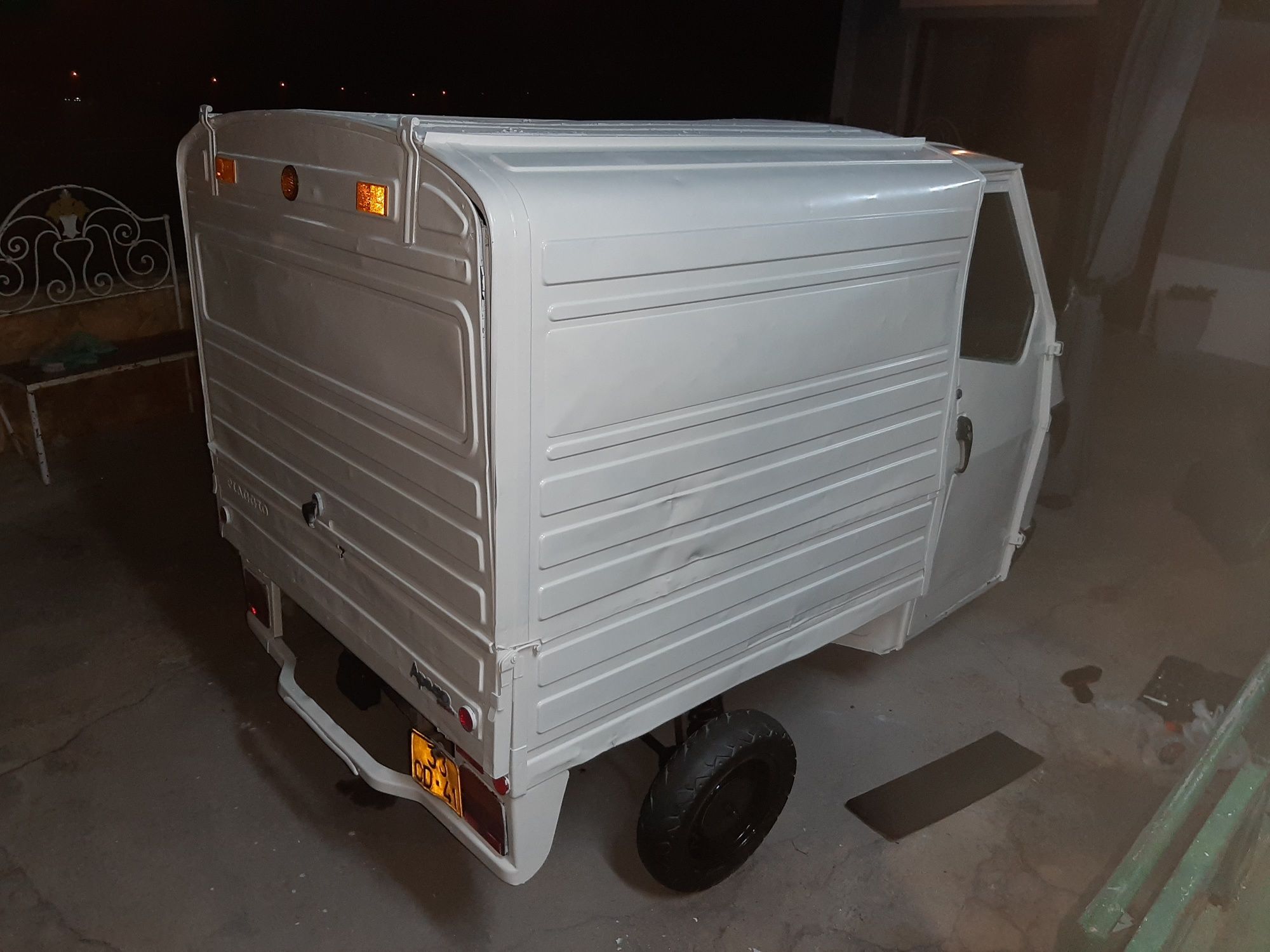 Ape 50 Piaggio triciclo motorizado