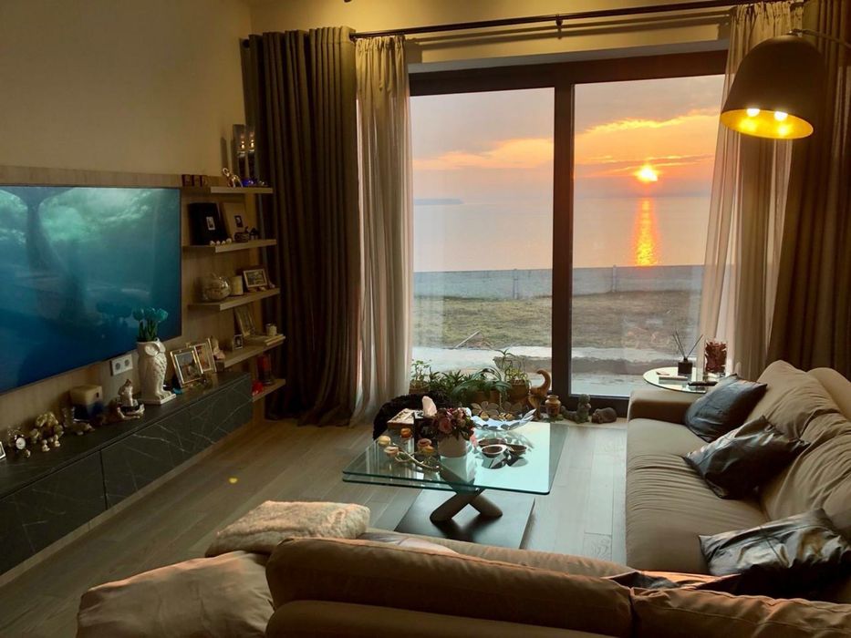 Здаю будинок з басеіном у рекі Соляні