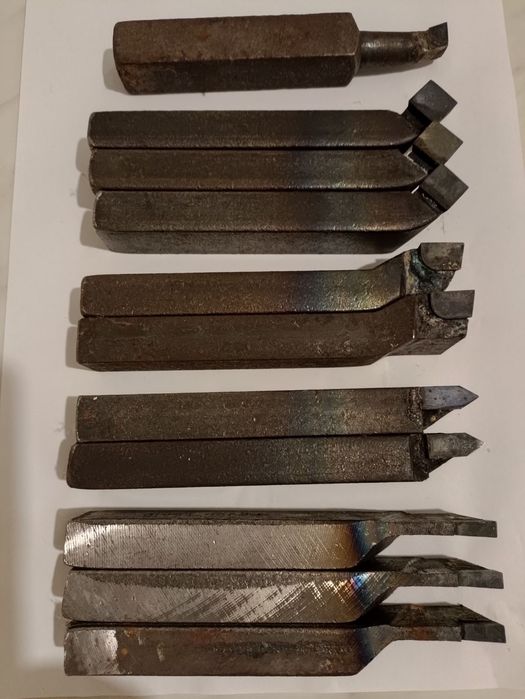 Резцы токарные, 16×25, разные