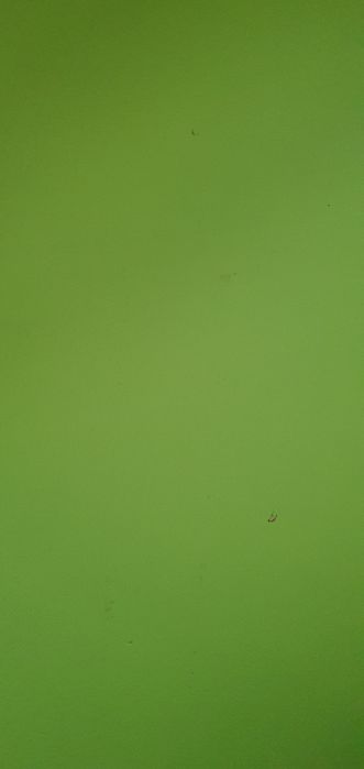 2 biurka zielone i brązowe