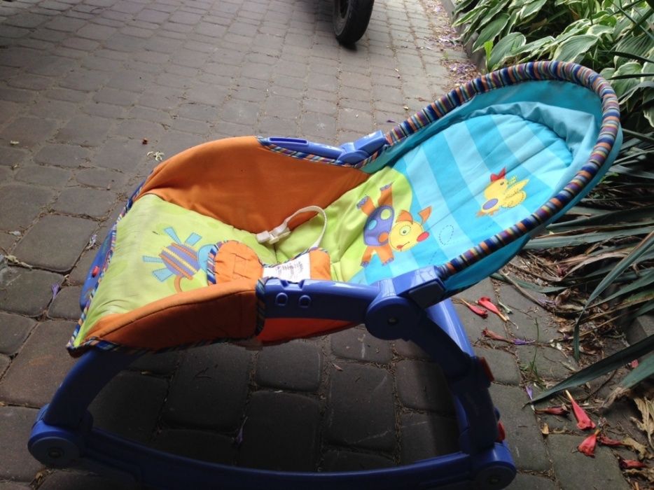 Leżaczek bujaczek Fisher Price