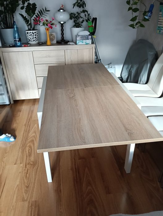 Stół rozkładany 80/80/160 i 4 krzesła