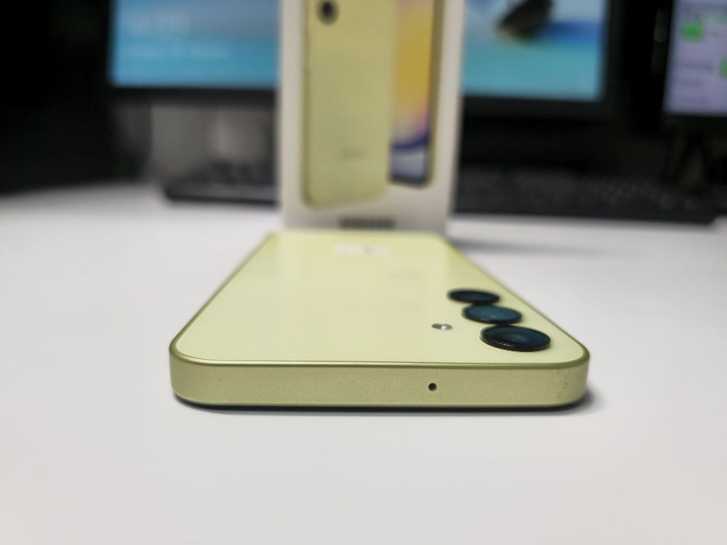 Samsung A25 8/256Gb, ідеал,  офіційний