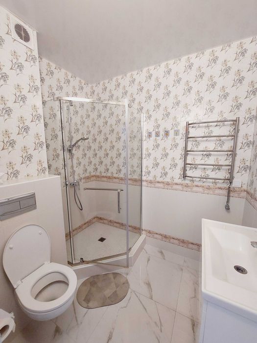 Сдам 2 комн.квартиру (разд.) по ул.Кондратюка 7, ЖК Министерский, Киев