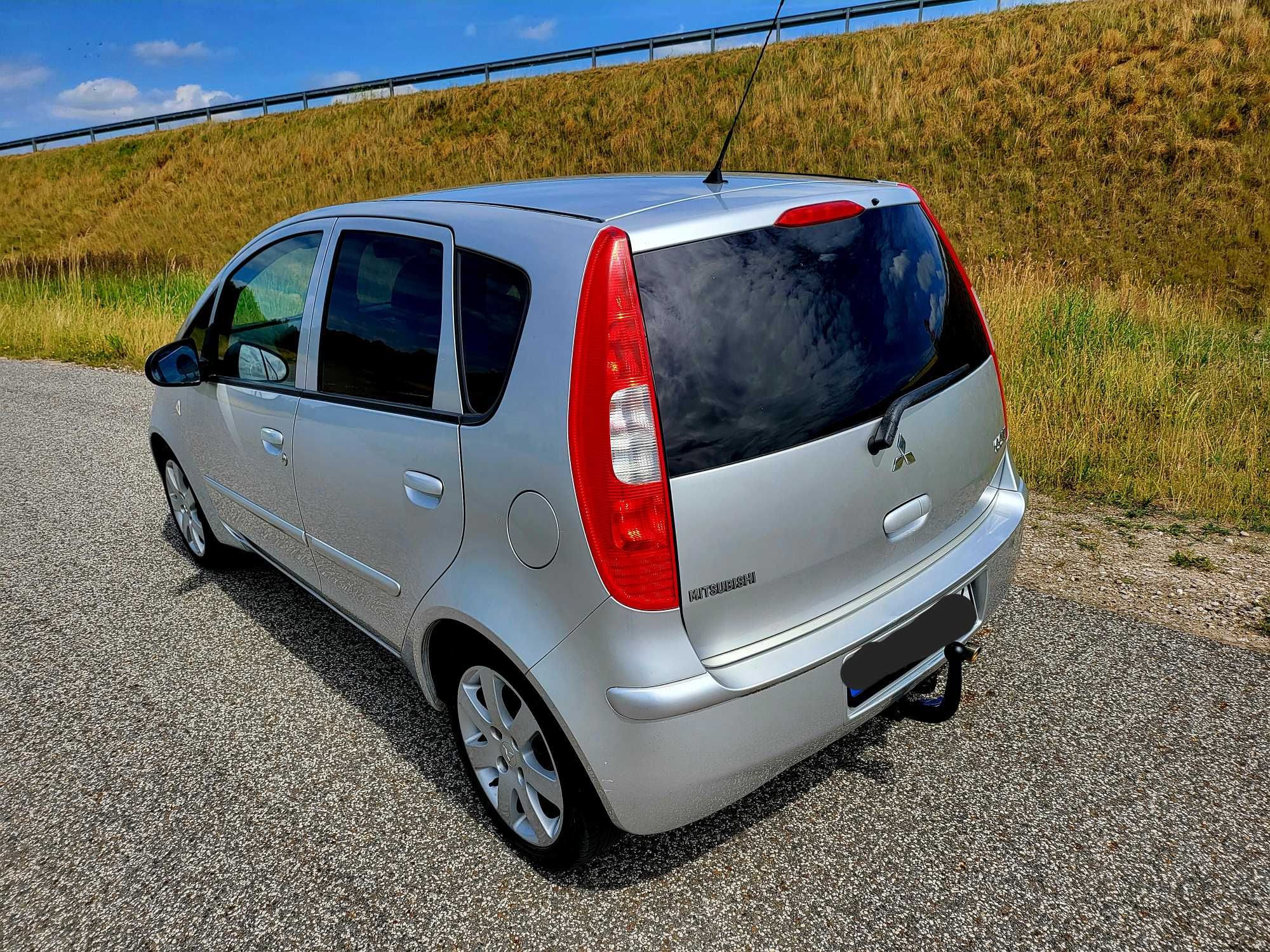 MITSUBISHI COLT 1.3 b tylko 121tkm klima 5drzwiowy hak alu SUPER STAN