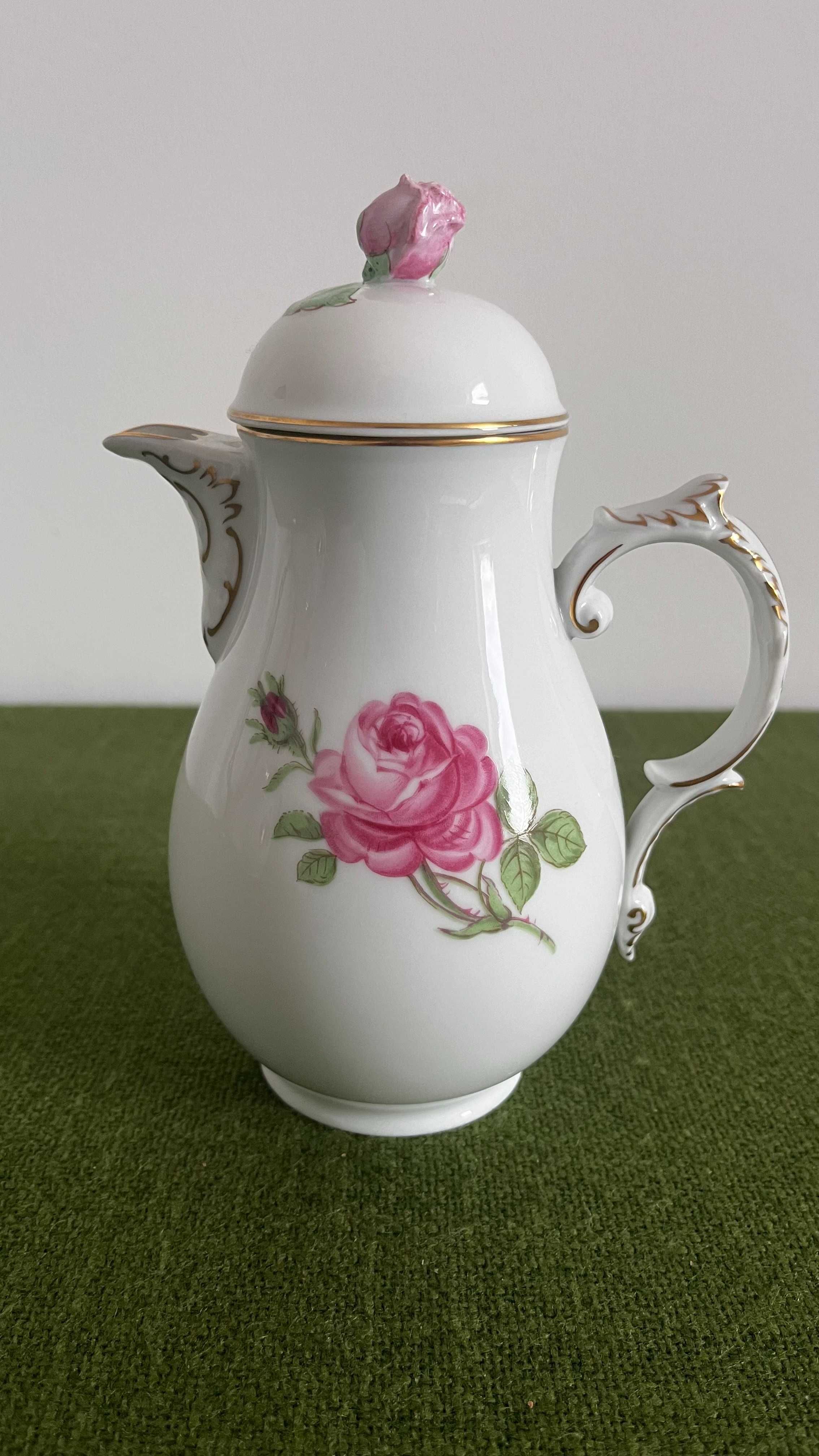 Dzbanek z różą porcelana Furstenberg