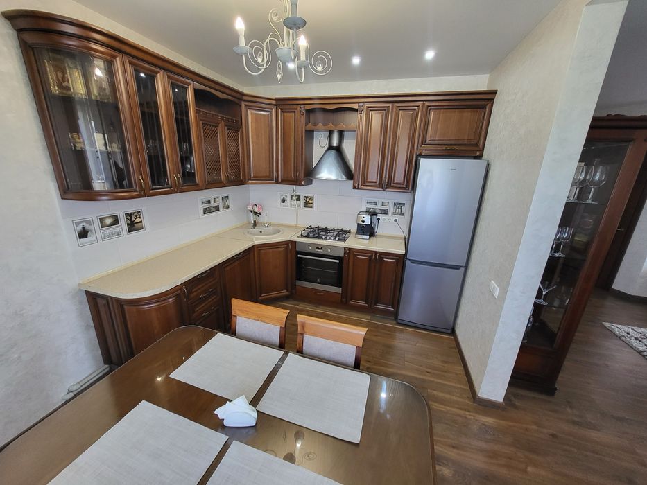 Продаж будинку у Вінниці