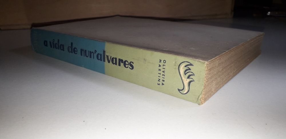 A Vida de Nun'Alvares - Oliveira Martins