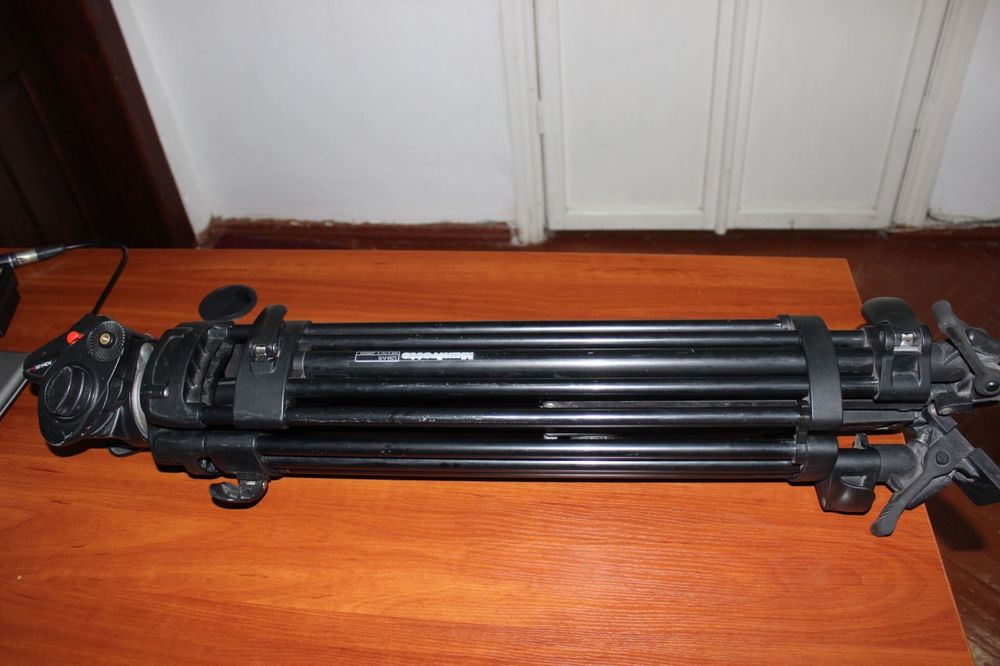 Штатив Manfrotto