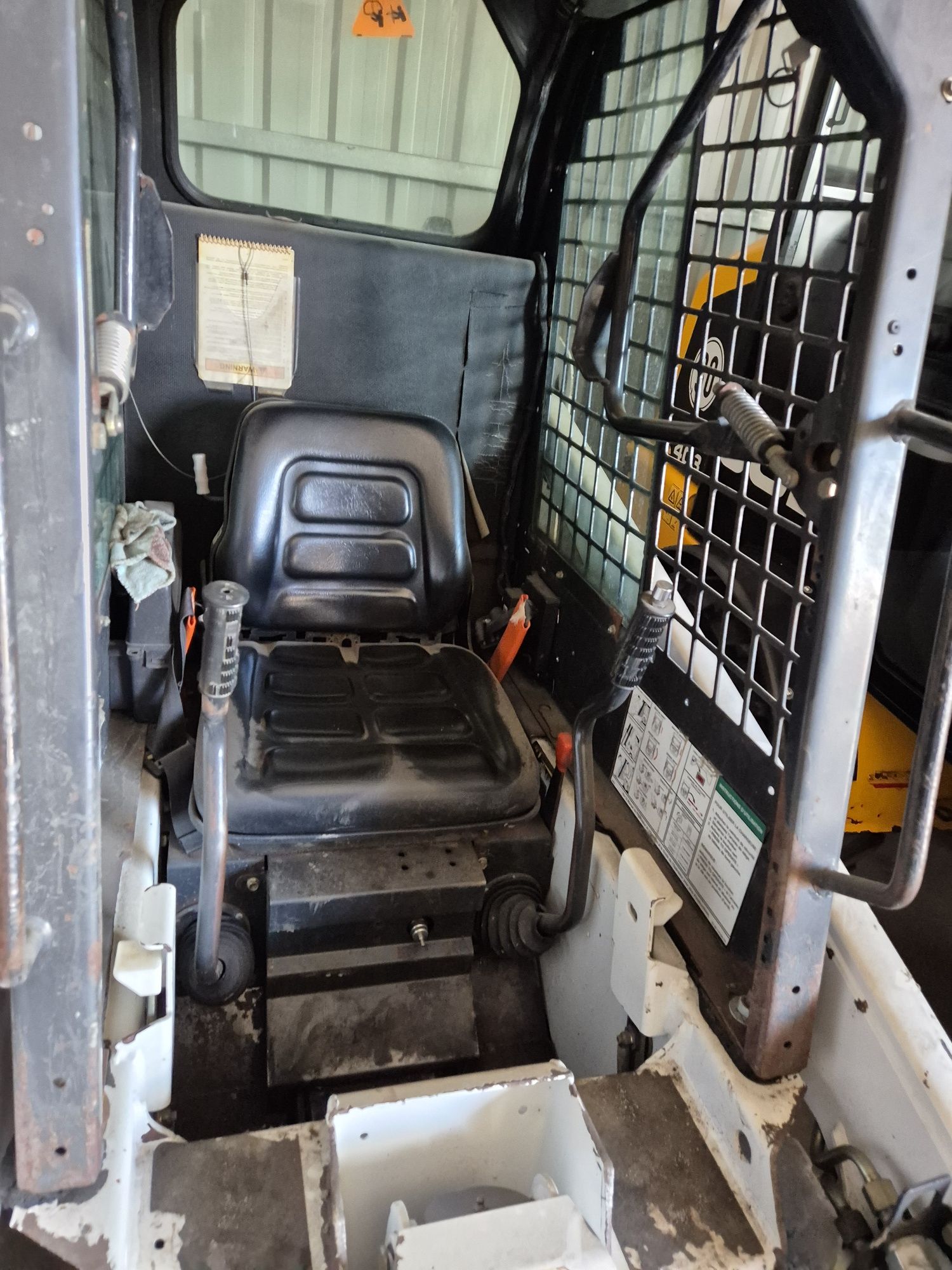 Wynajem miniładowarka wozidło Bobcat Jcb 403