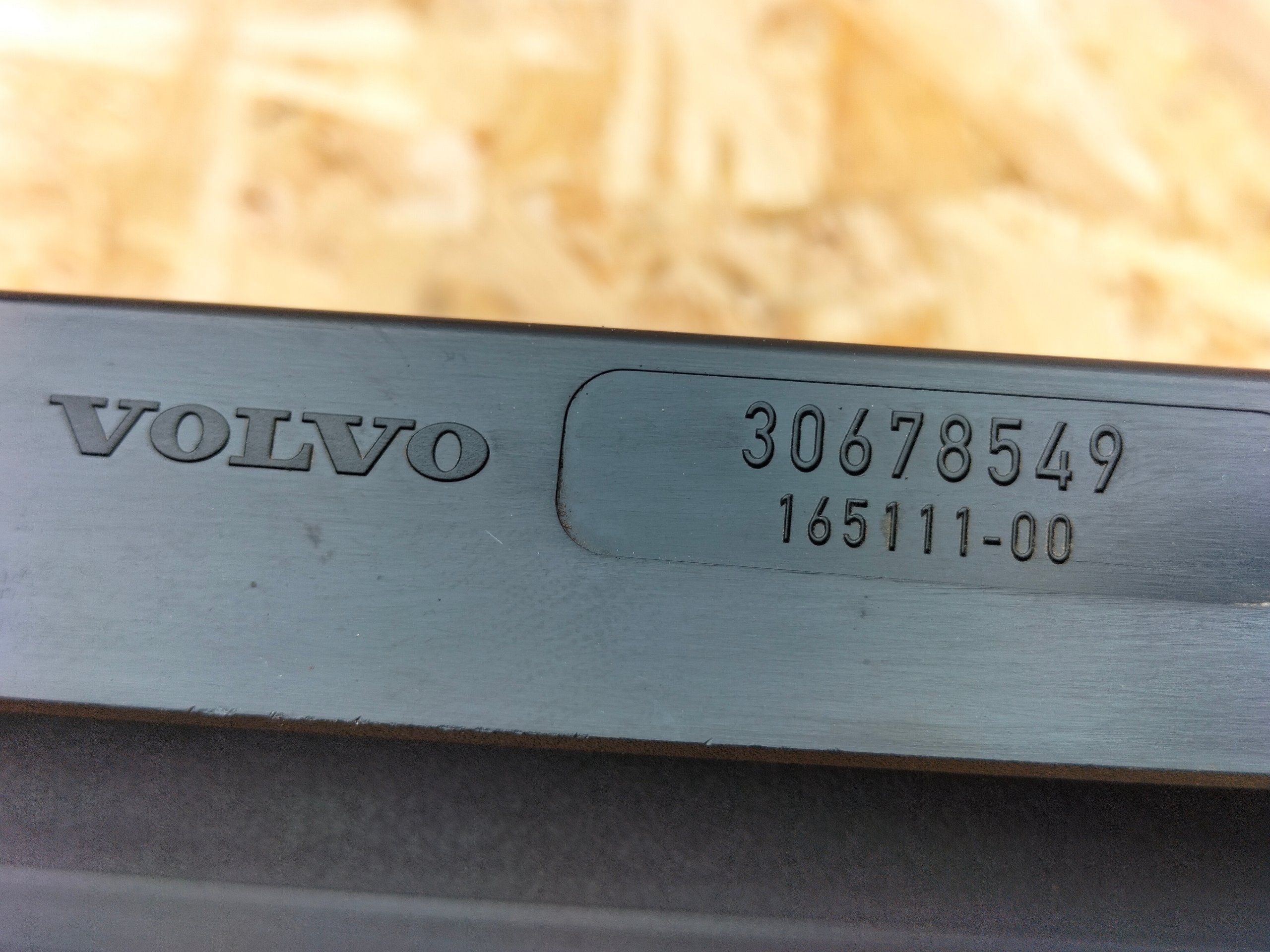 Volvo XC70 II 07-16 V70 Фонарь стоп дополнительный стопсигнал 30678549