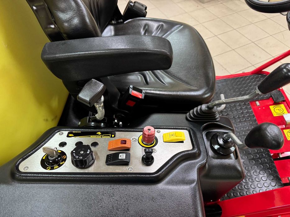 Traktorek kosiarka Gianni Ferrari T1 WT 4X4 Kubota Diesel CENA BRUTTO
