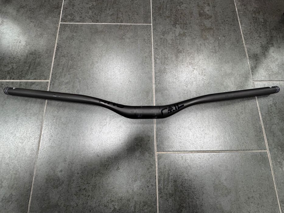 Kierownica ONEUP Carbon E-Bar 770mm 35/35mm jak nowa