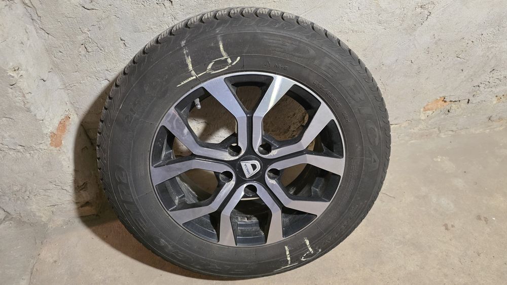 Koła zimowe Dębica Frigo HP2 215/65 R16 felgi 5x114.3  do Duster