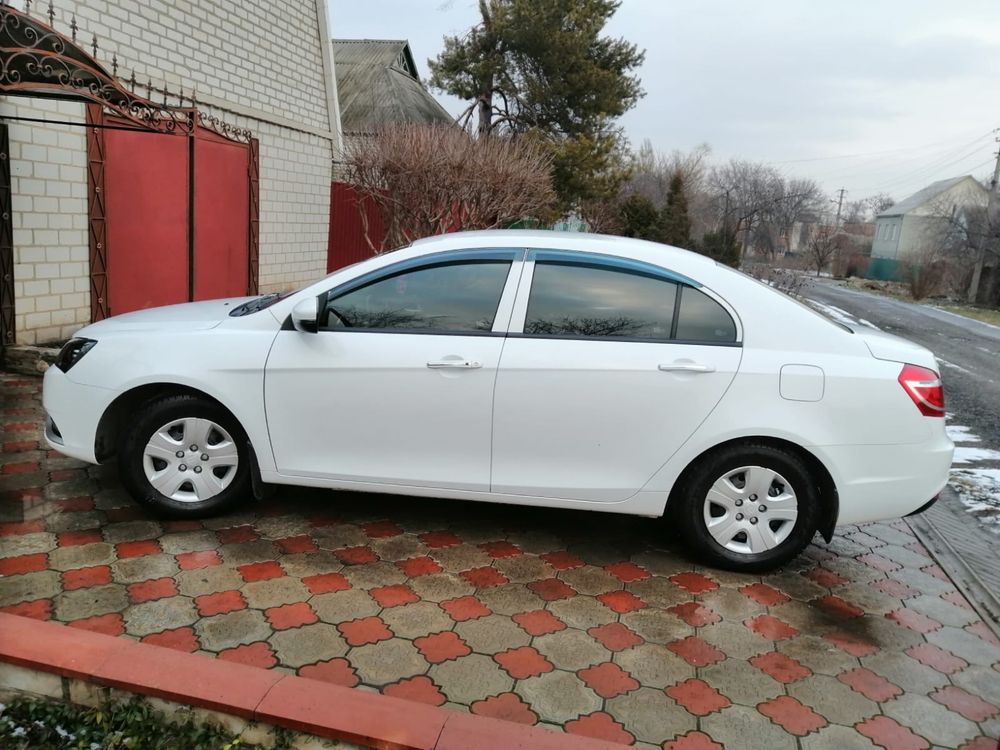 Geely Emgrand 7 (EC7) 2017