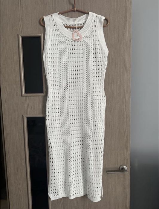 Стильное пляжное платье