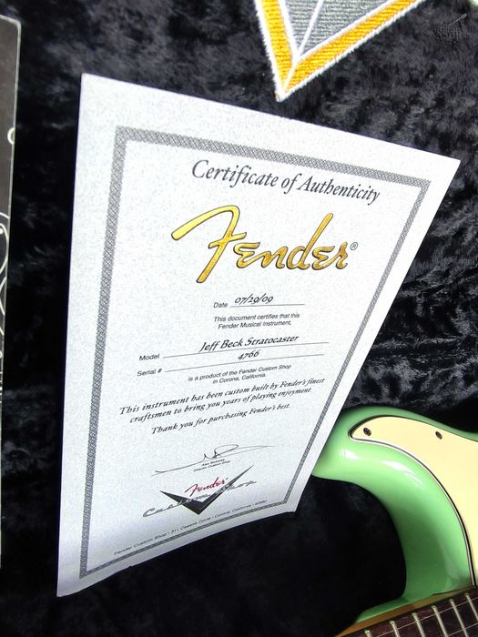 Fender® Custom Shop Jeff Beck Stratocaster® '2009 Surf Green w/case