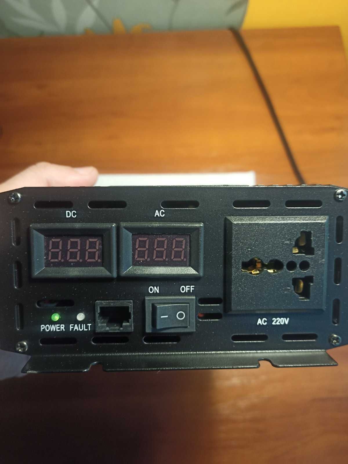 Инвертор EAFC с чистой синусоидой.  4 Квт. 4000W. 12V => 220V. Защита