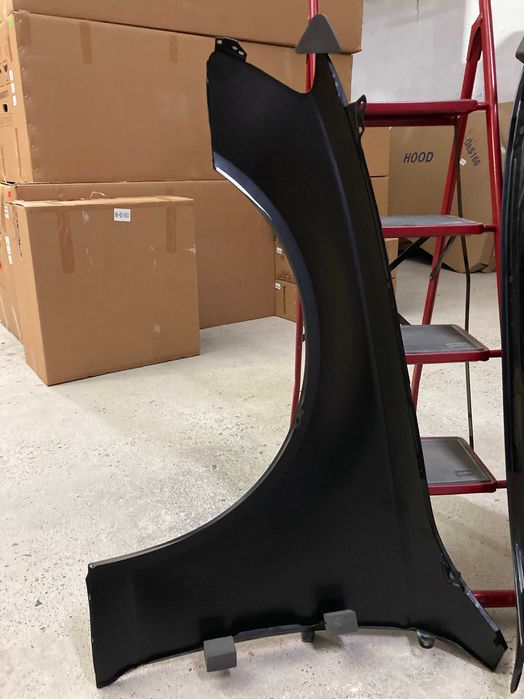 Крылья крыло L/R (Стальные) Audi A4 B8  2017-2011год.