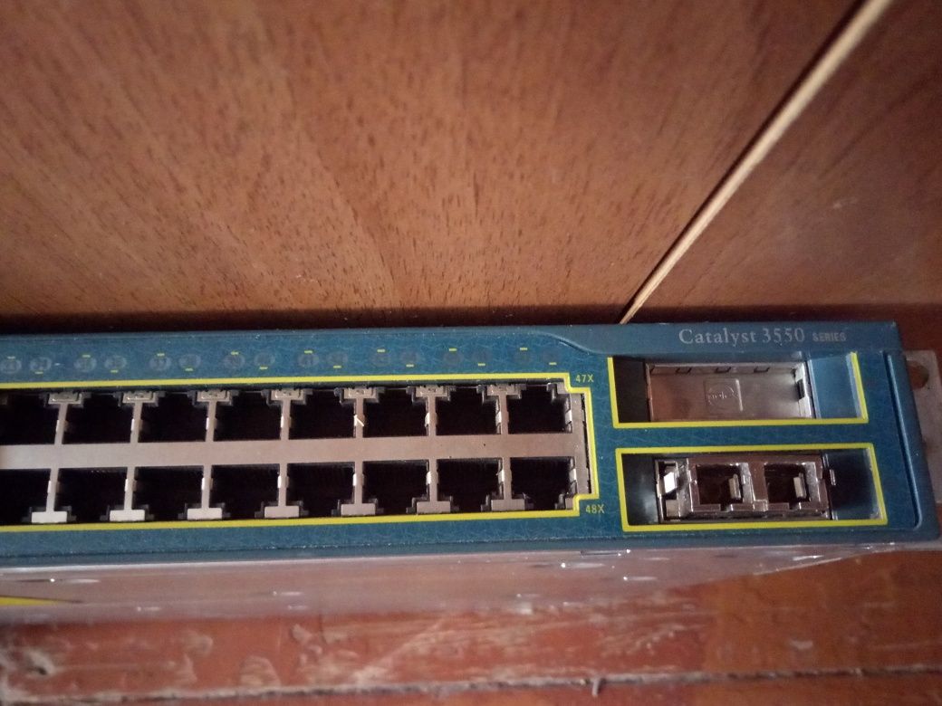 Продам свитч Cisco system-3550 на 48 портов