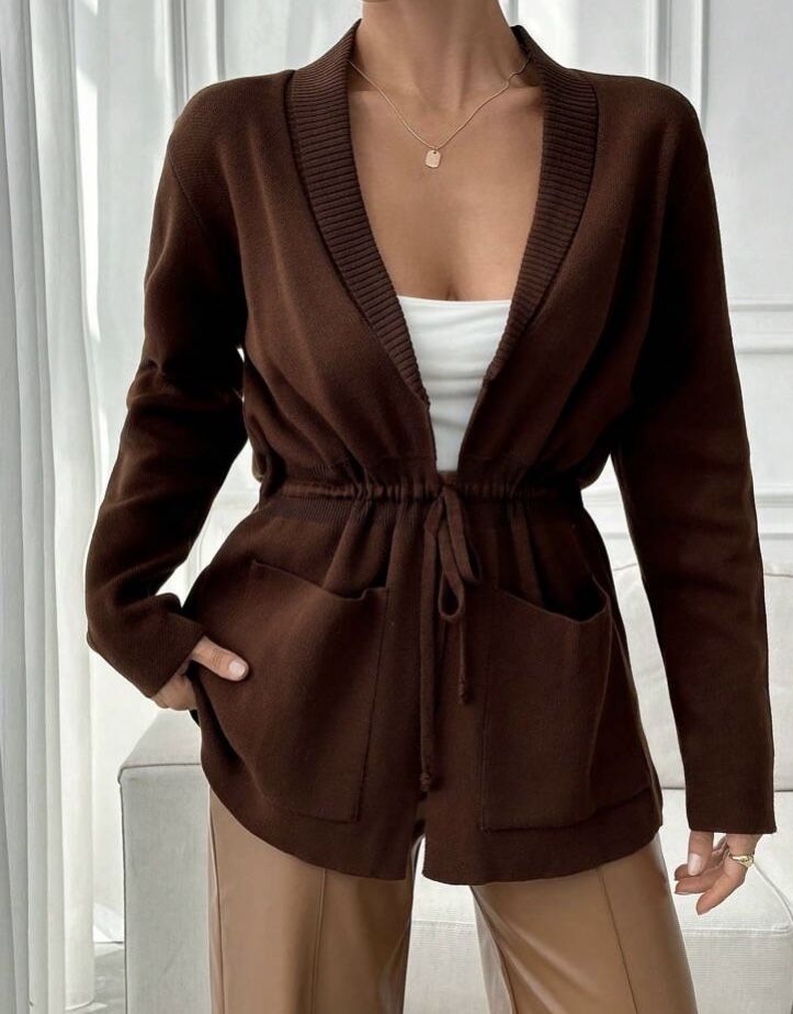 Brązowy sweter