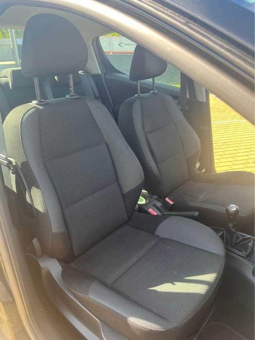 Peugeot 207 1.4 (2010)