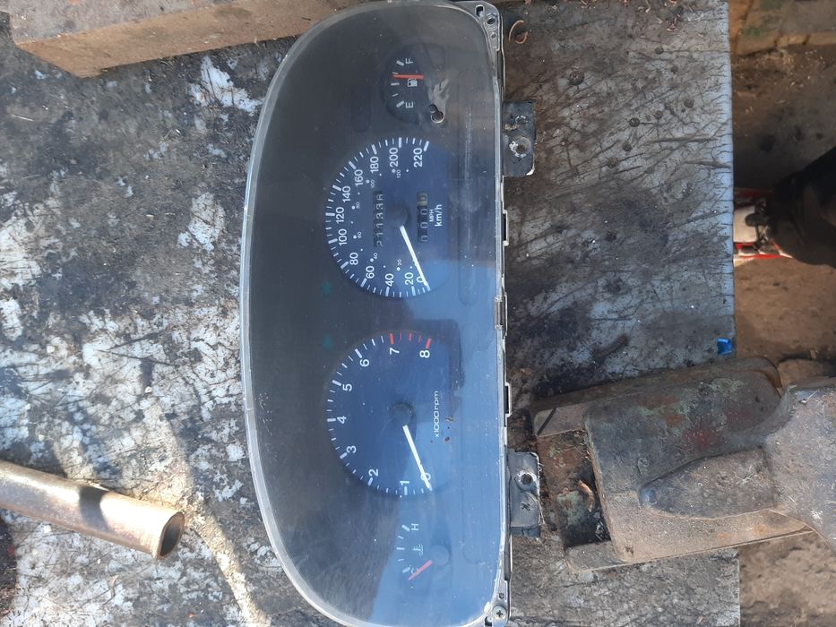 Щитки приборов на део ланос сенс.