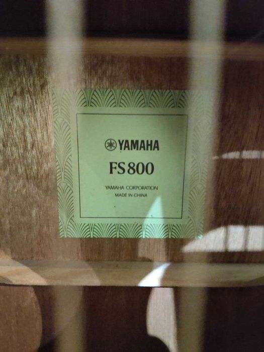 Гітара Yamaha FS800
