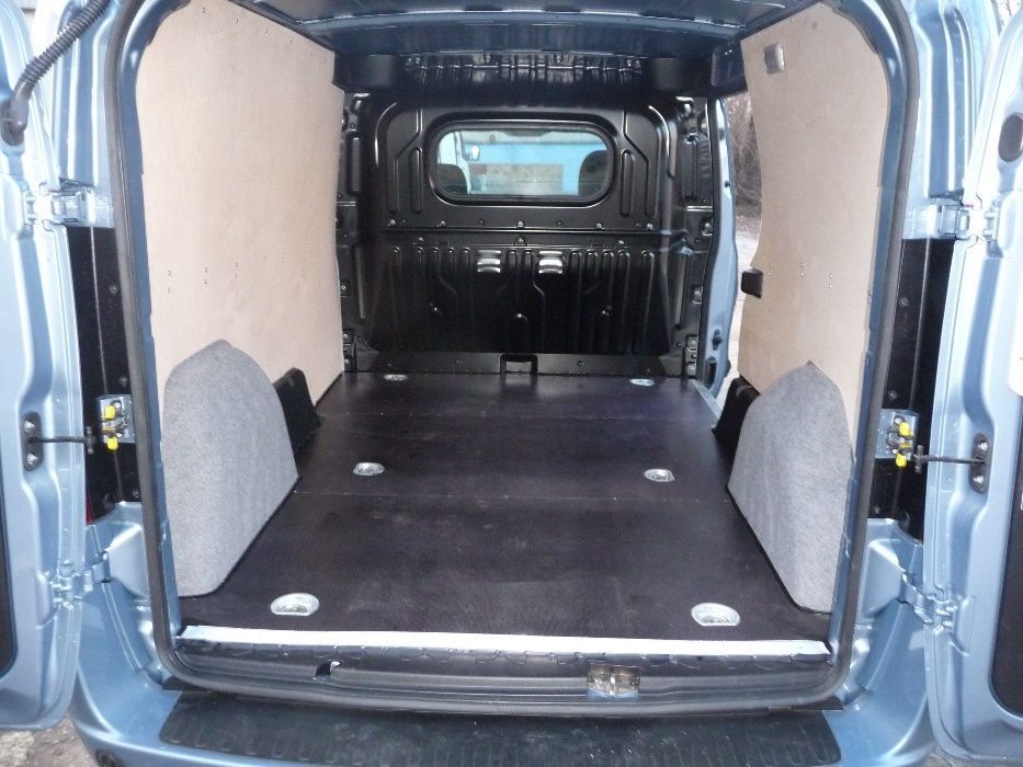 Fiat Doblo L2H1 Zabudowa Aut