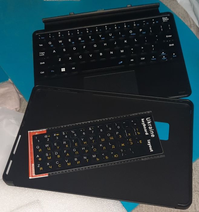 Chuwi Hi10 X1 - чехол (бампер) + клавиатура