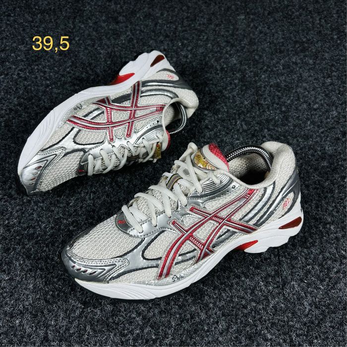Женские кроссовки Asics gel