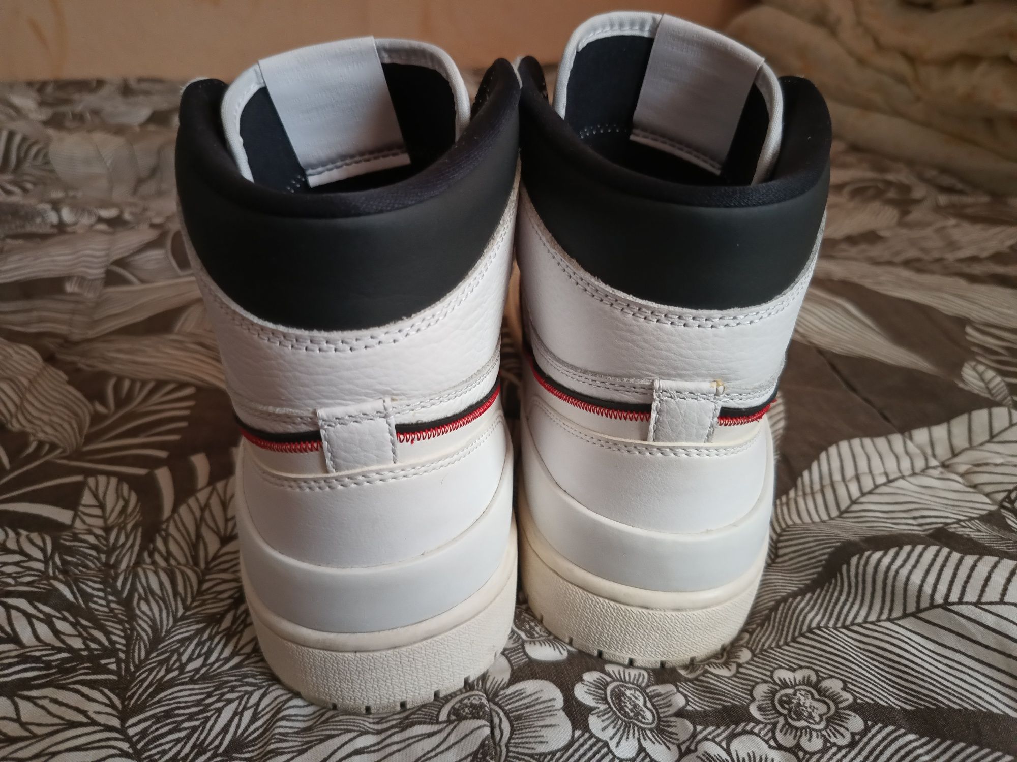 Кросівки Air Jordan 1 RE HI Double STRP