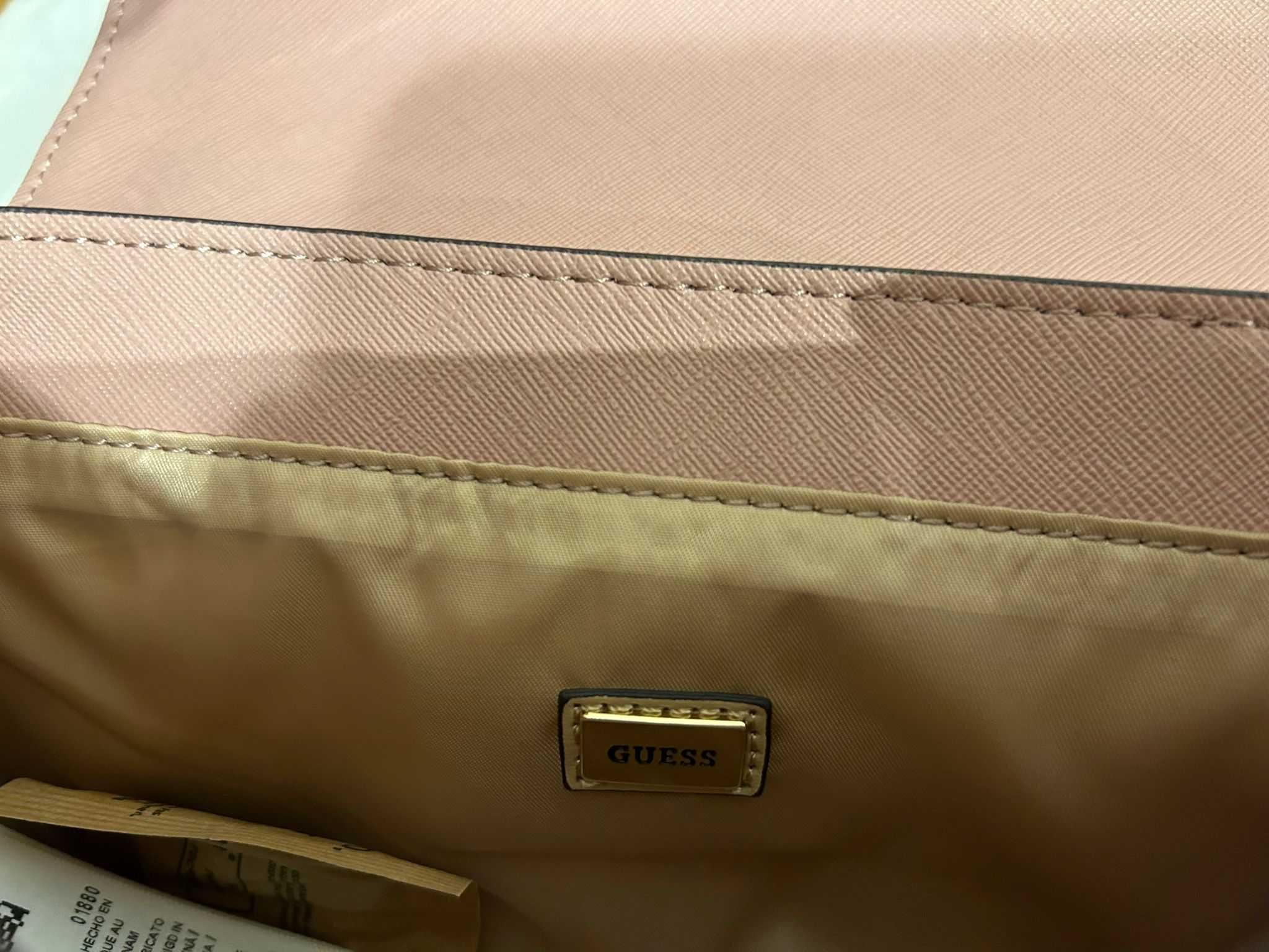 Torebka GUESS – Monogramowy Styl i Elegancja za 279 PLN! Nowa!