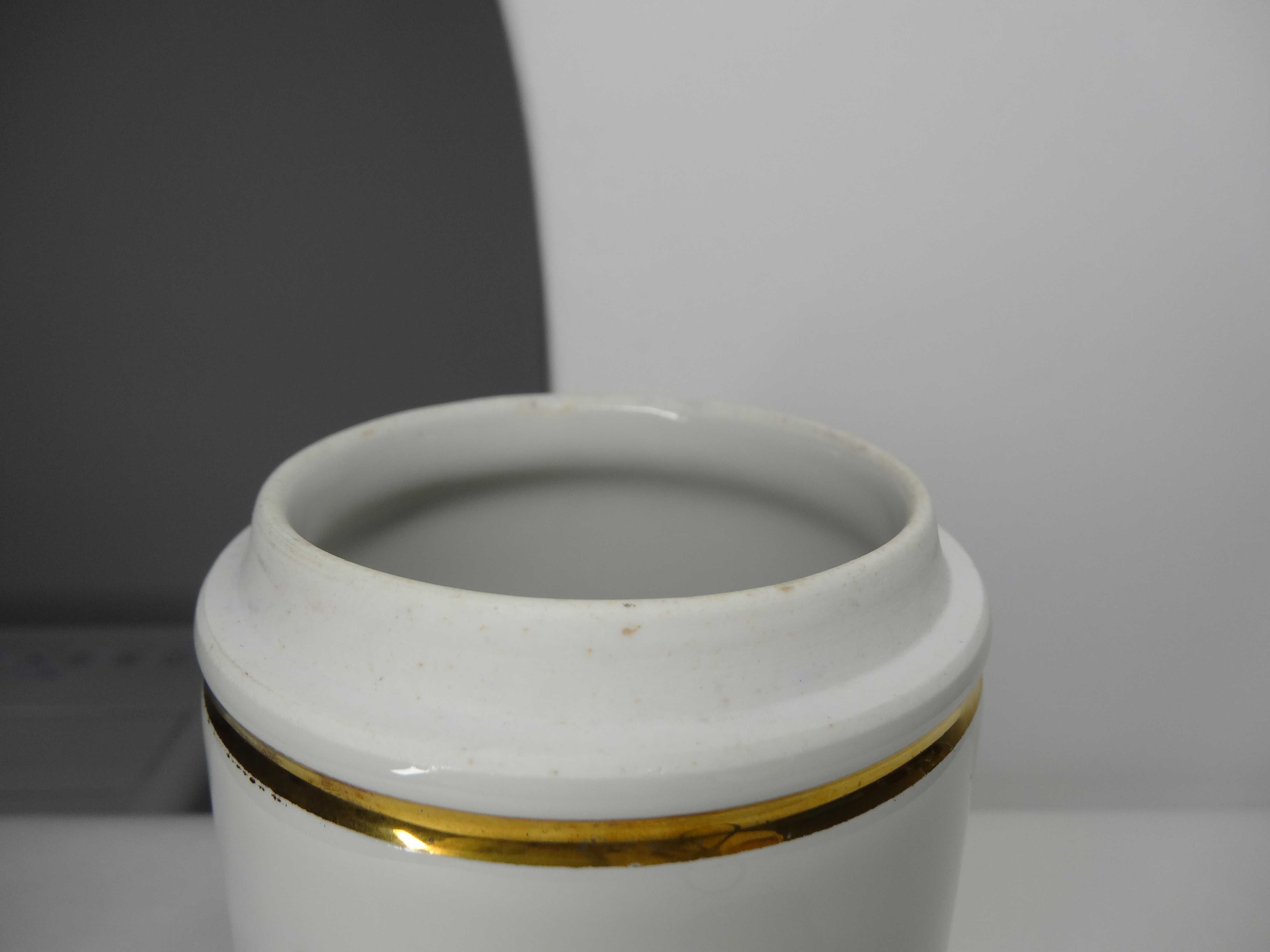 Porcelanowy pojemnik apteczny