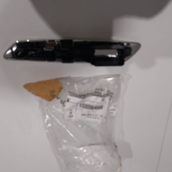 Listewka ozdobna błotnika bmw  5 f10