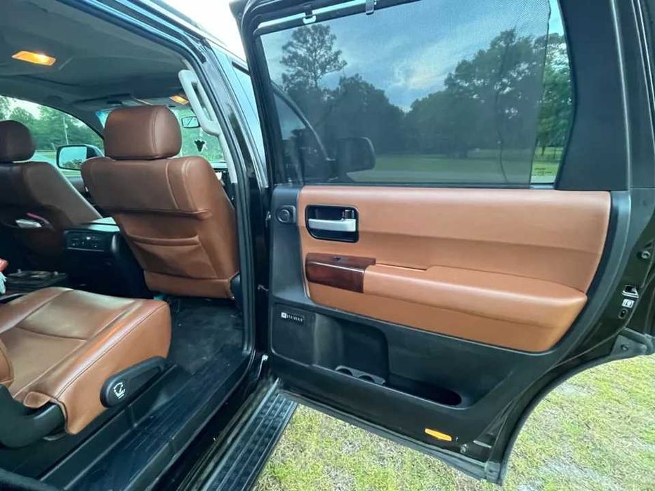 2016 Toyota Sequoia