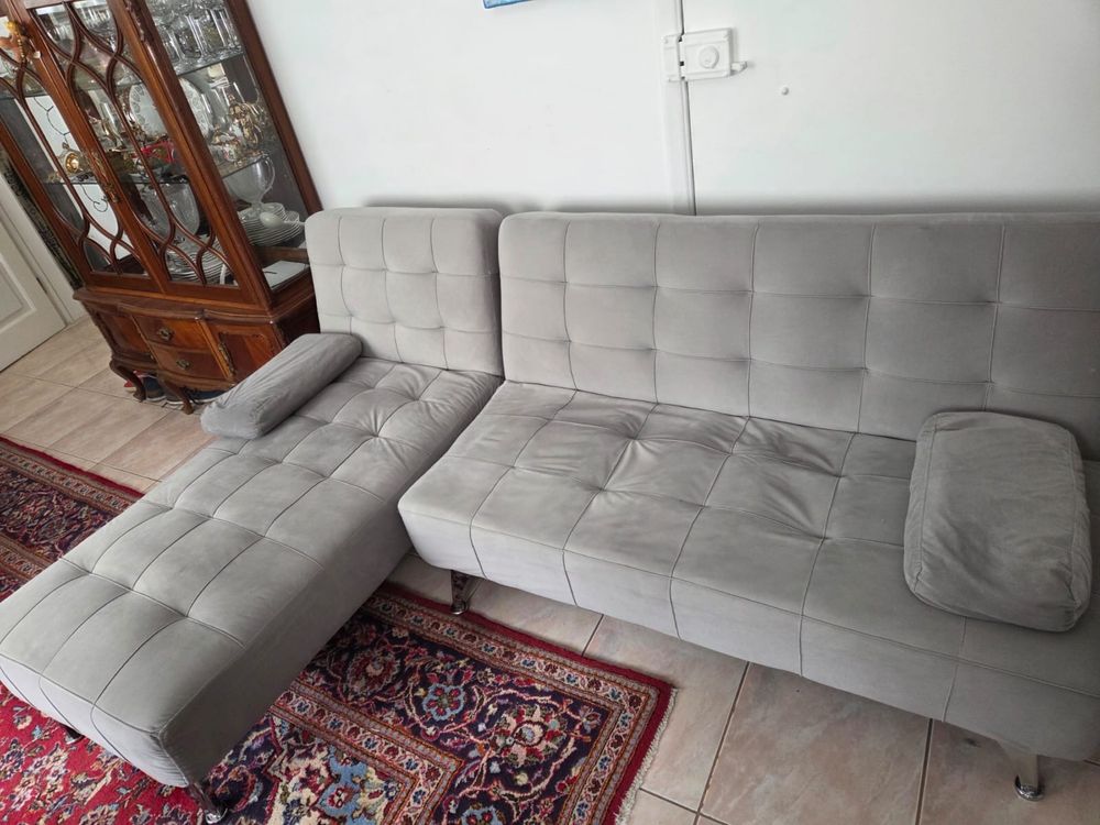 Sofa cama com chaise long