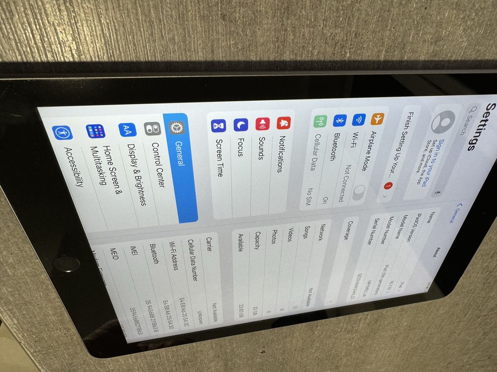iPad 5 generation. 32гб. LTE. Сім-карта. Space Grey. Без обмежень