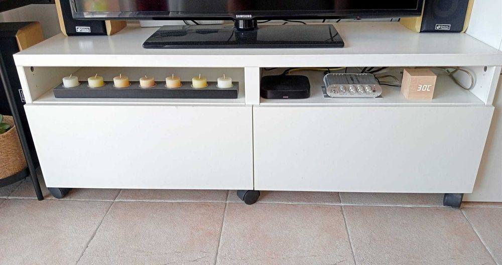 móvel TV - Ikea modelo BESTA
