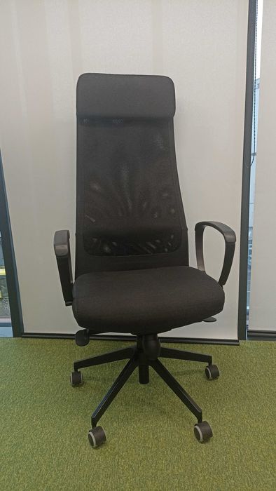 Fotel biurowy IKEA Markus – używany, kolor Vissle ciemnoszary