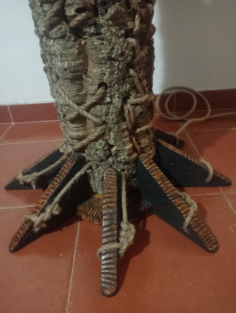 Candeeiro de pé de autor