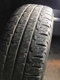 Vendo pneus 215/70R15