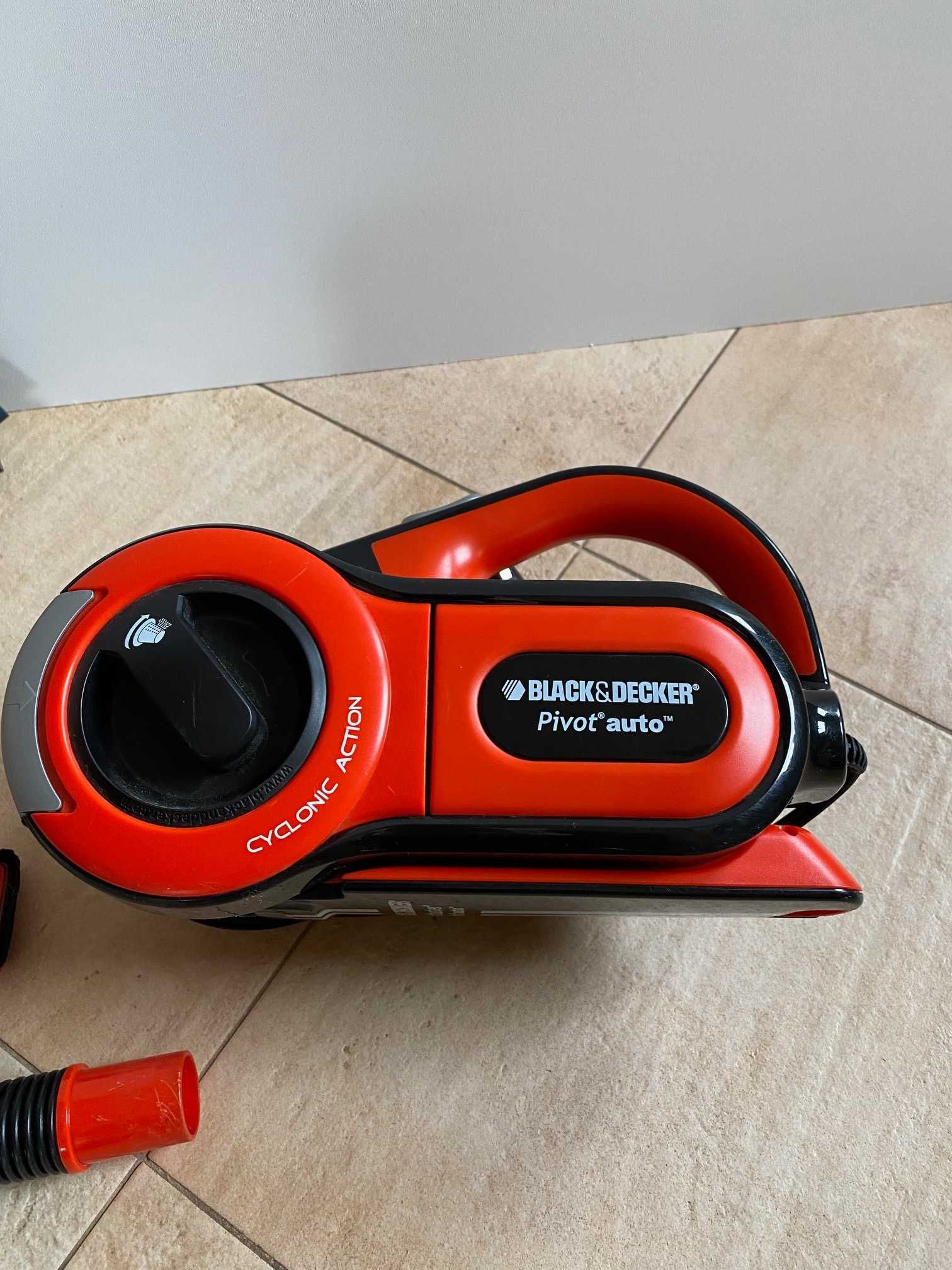 Odkurzacz samochodowy Black&Decker