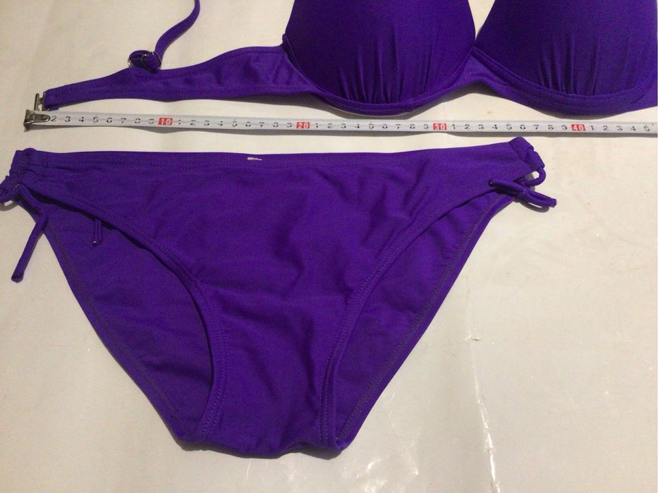 Роздільний купальник 46 розм..