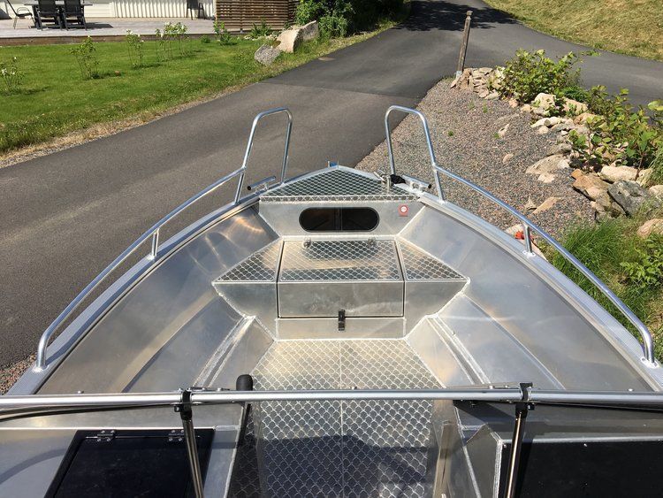 Łódź aluminiowa UMS 545 DC Professional