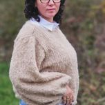 Sweter handmade z szerokimi rekawami